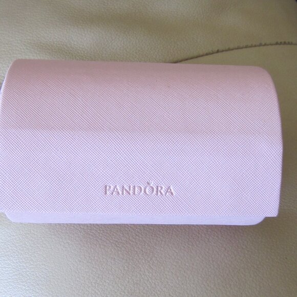 Pandora Travel Jewelry Box Roll Shape - Picture 3 of 11